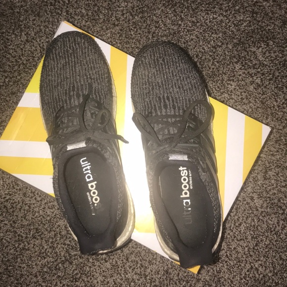 black ultra boosts